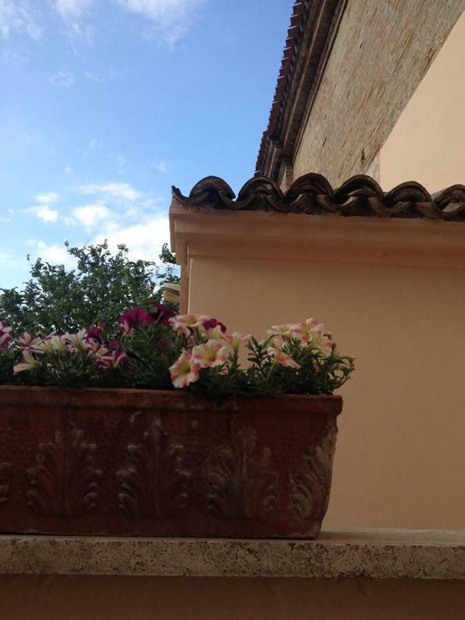 B&B Il Conventino 44 Falconara Marittima Buitenkant foto